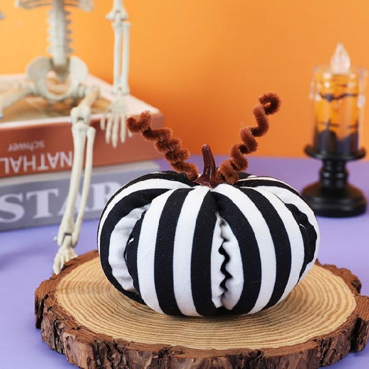 Holiday Decor Realistic Pumpkin Ornament New Year Birthday Party Decor