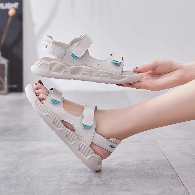 Leather Sandals Women's 2025 Summer New Outer Wear Soft Sole Light and Comfortable Maternity Soft Leather Sports and Leisure Flats