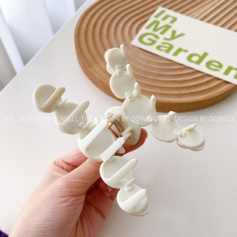 Tulip Stunning Flower Hair Claw Clip For Women Perfect For Looks Stylish