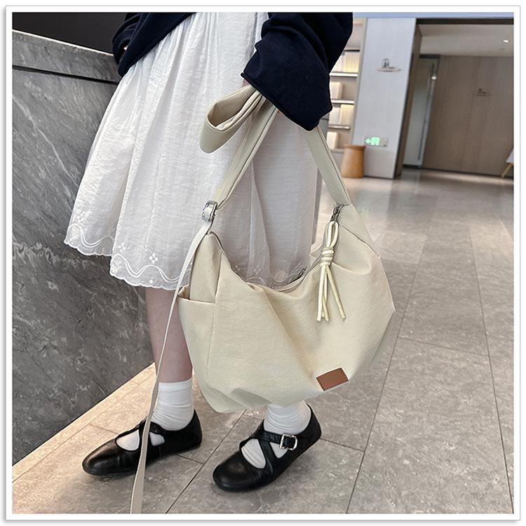 Versatile Retro Nylon Crossbody Underarm Bag for Women