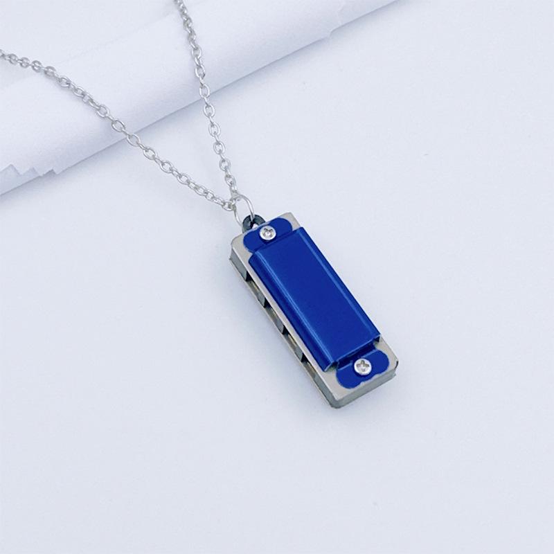 4-Hole 8-Tone Mini Necklace Harmonica - Entry-Level Musical Toy for Kids