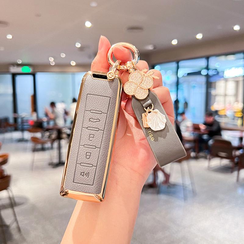 Great Wall Wey VV5/VV7/VV6 Key Case: High-End Full Coverage Car Accessory for WEY Latte DHT (Female Edition)