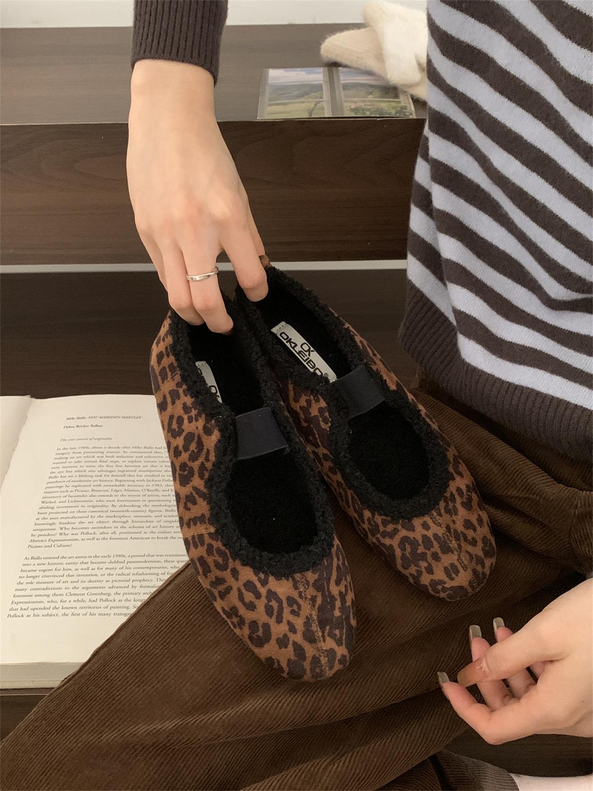 

French retro evening shoes Mary Jane shoes velvet warm lamb wool beanie single shoes flat brown fluff shoes 39 леопардовый