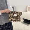 Fashion Retro Striped Clutch Bag Women Cosmetic Bag Plush Toiletry Bag Makeup Bags Makeup Pouch Case Travel Cosmetic Organizer