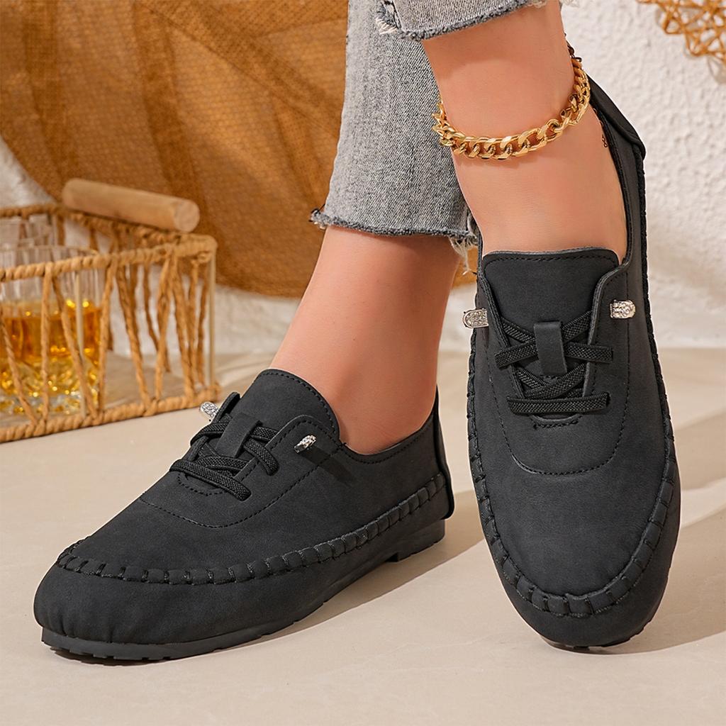 Women Round Toe Flat Shoes Casual Slip On Loafers Soft Sole Moccasins Stitching Design Comfortable Walking Shoes for Everyday Use