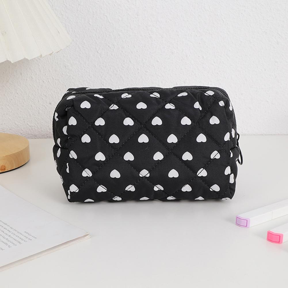 

Makeup Bag for Women Heart Pattern Cosmetic Bag Quilted Makeup Pouch Travel Toiletry Bag Cosmetic Pouch чорний