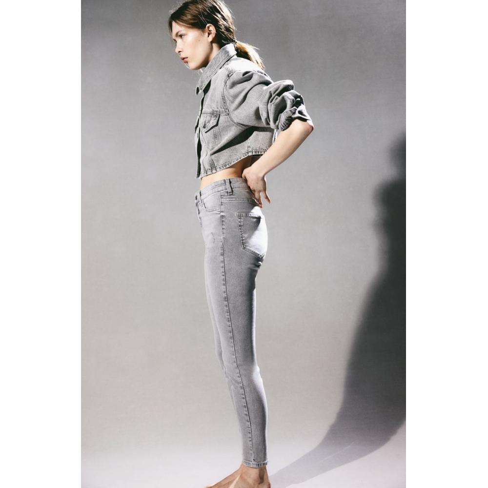 

Джеггинсы HM Ultra High до щиколотки Светло-серые