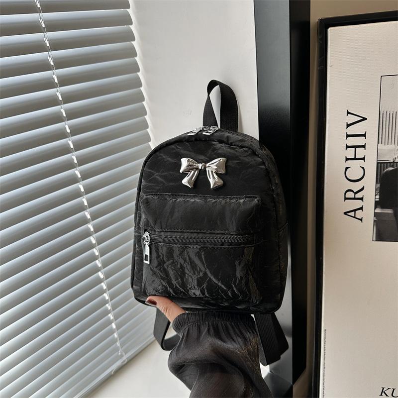 Schoolbag Bow Backpack Women's Niche Design Fashion Korean Edition School Bag 1011 Autumn and Winter Lightweight Small Travel Backpack