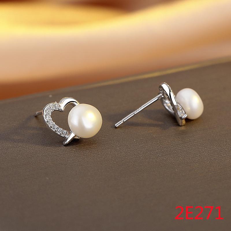 Temperament Light Luxury Design Stud Earrings + Exquisite High-End Earrings Women'S Earrings Customization