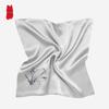 Zhi Jin Lou Handbesticktes Seiden-Quadratuch mit Orchideen