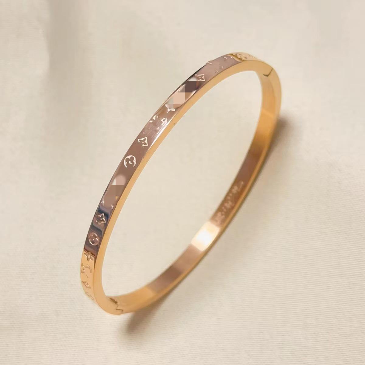 

2026 Fashion Trend Bracelets Women s Jewelry Versatile Party Accessories Jewelry 18CM