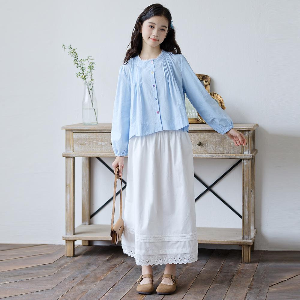 Girls' Autumn Lace Two-Piece Set: Long-Sleeve Top and Skirt for Children