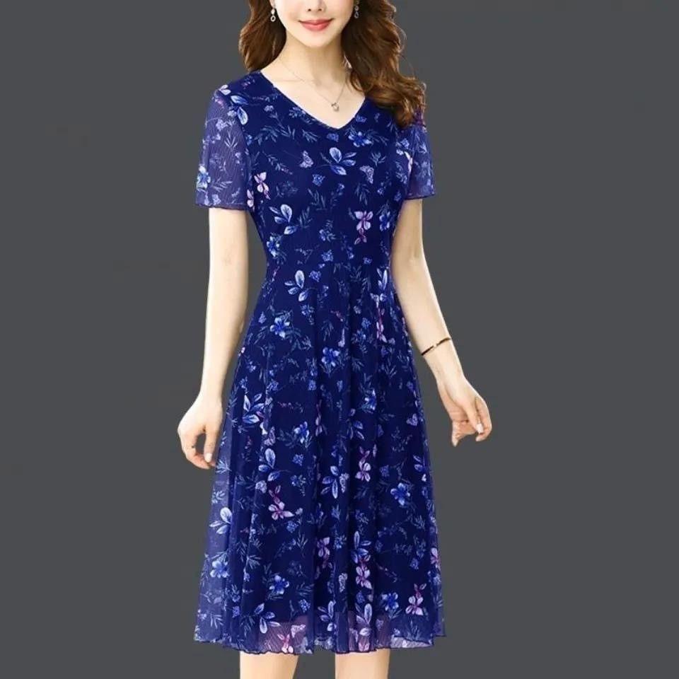 New casual style temperament short-sleeved floral V-neck dress women's summer large size mother dress over the knee A word medium and long dress