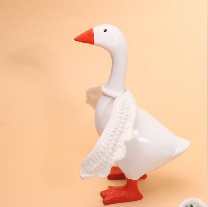 Valentine's Pearl Desktop Goose Set with Mini Knitted Hat & Adjustable Wings Clothing