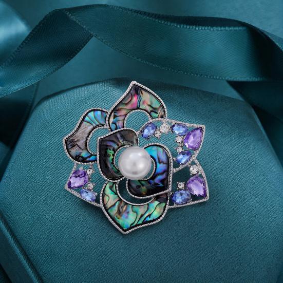 Camellia Brooch, 3D Hollow Floral Design Suit Badge with Imitation Pearl Cubic Zirconia Embellishment, Brooch Pin for Suits Scarves Accessories