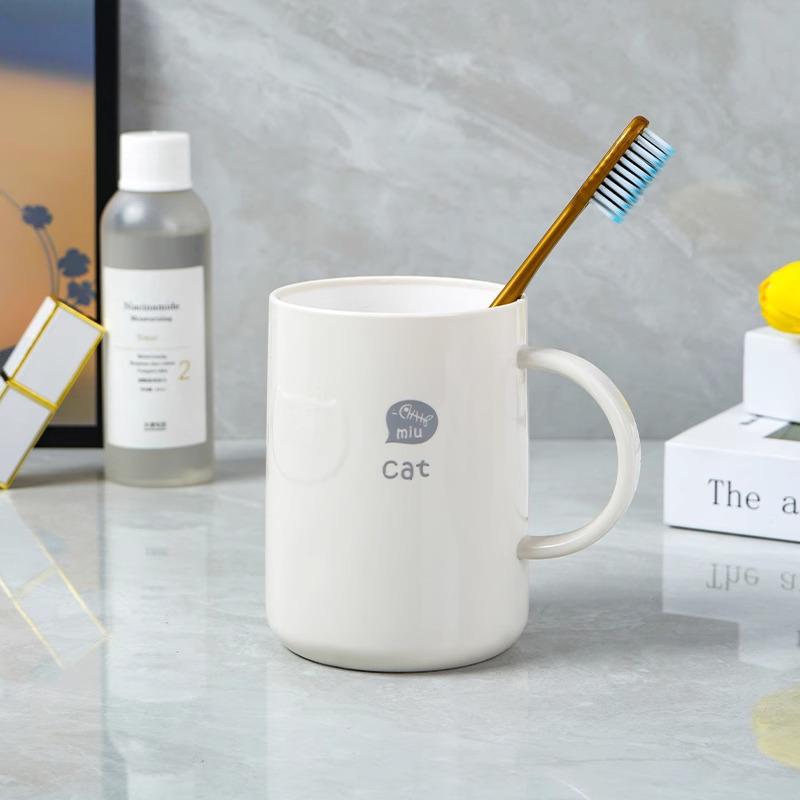 High-Quality Cute Couple Cartoon Toothbrush Cup