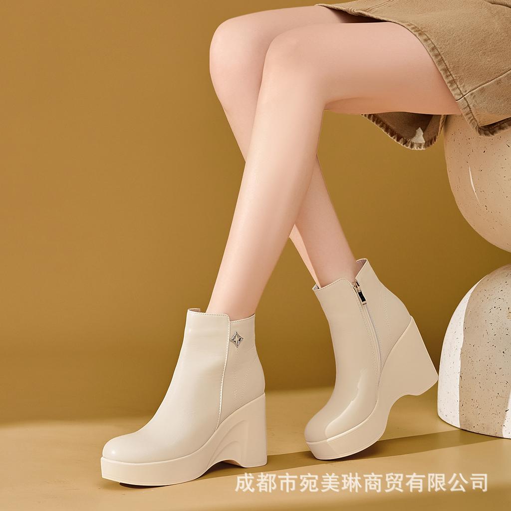 Round head small thick-soled leather short boots 2025 autumn and winter new muffin bottom slope heel versatile super high heel and ankle boots