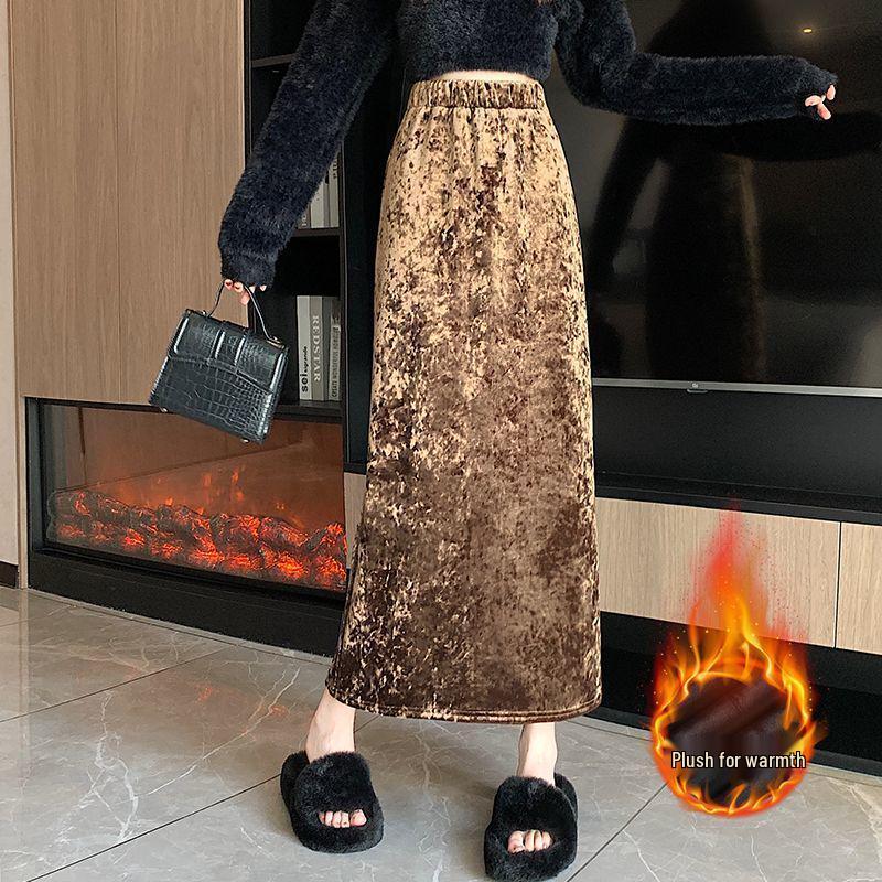 2025 Retro Gold Velvet Midi Skirt: Thickened, Slim, Mid-Length Slit for Autumn/Winter, Perfect for Halloween