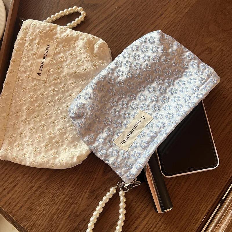 Three-dimensional Small Flower Embroidery Versatile Cosmetic Bag Female Korean Ins Hand Bag Portable Large-capacity Storage Bag