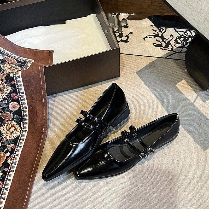 

Temperament small fragrant wind pointed single shoes women s shallow mouth 2025 new spring flat shoes Mary Jane gentle shoes 35 чёрный