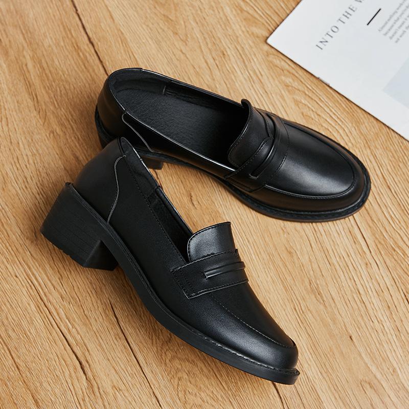 

Одинарная обувь женский стиль маленькие кожаные туфли осень стиль колледжа ретро средний каблук толстый каблук 34