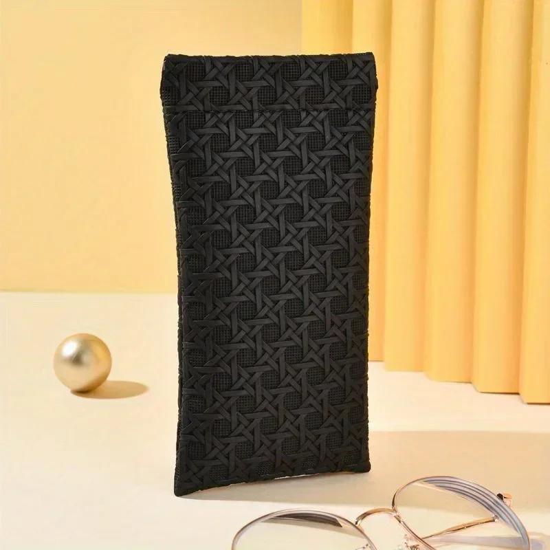 Pouch Glasses Case Portable Squeeze Top Sunglass Case Leather Soft Sunglasses Cases Easy To Use Eyeglasses Box