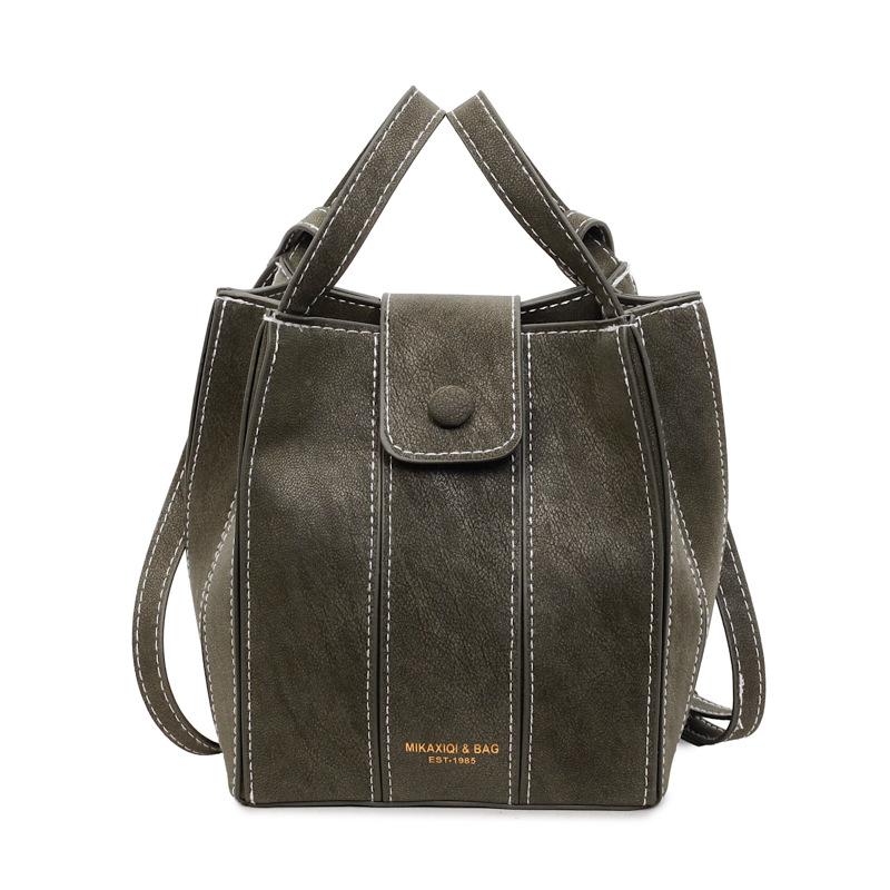 

Simple niche solid color design large capacity bucket bag premium new sweet handbag bag зелёный