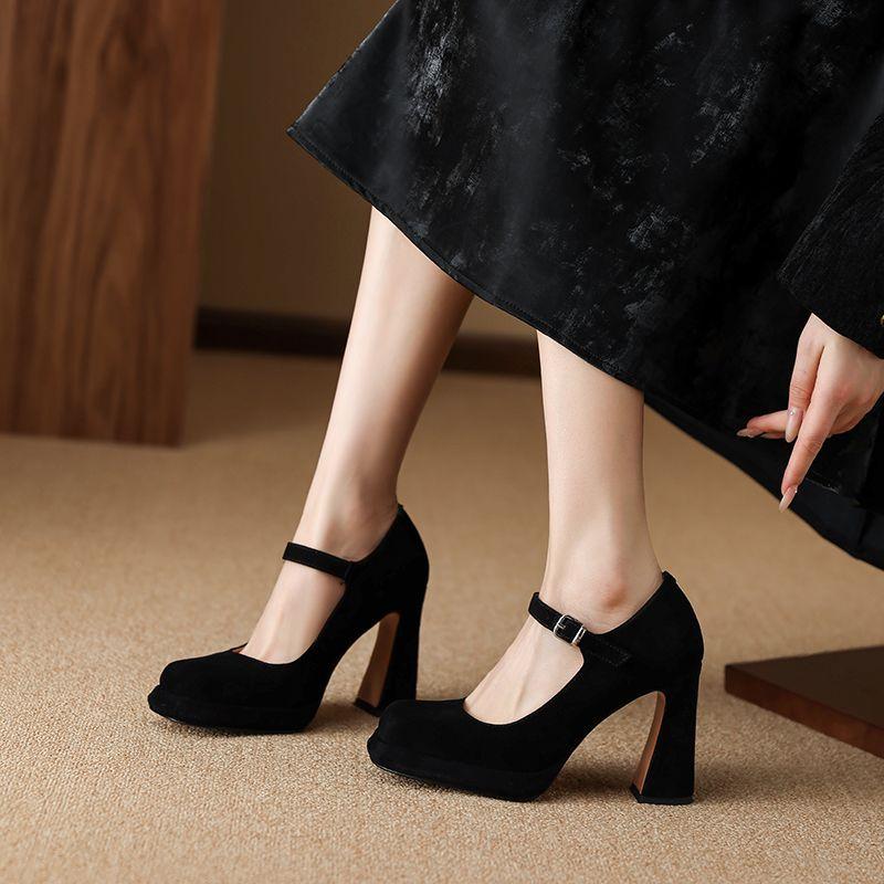 

Черные ретро туфли на высоком каблуке женские 2025 новые с квадратным носком туфли Мэри Джейн на толстом каблуке с ремешком-пряжкой в стиле темпераментной моды 34
