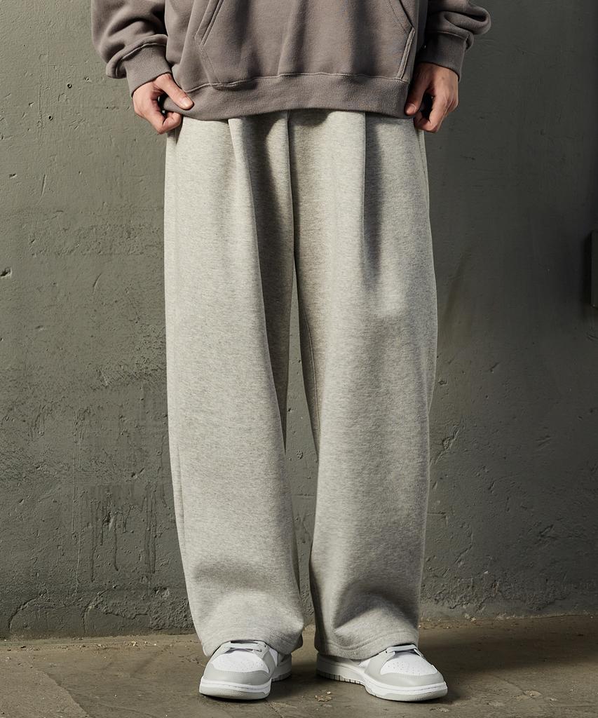 WHOLOVESART One-Pleat Power Wide Sweatpants Gray