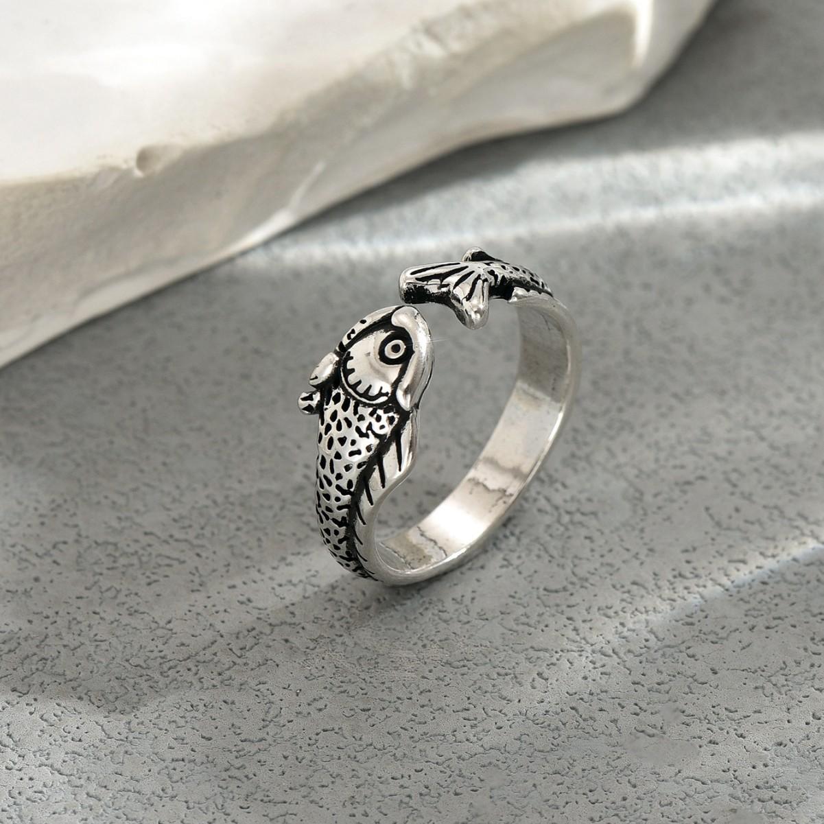 

Кольцо в европейском и американском ретро-стиле, геометрический дизайн с узором карпа, открытое кольцо на указательный палец, универсальное, высококлассное, парное ювелирное изделие JZ1514-2.