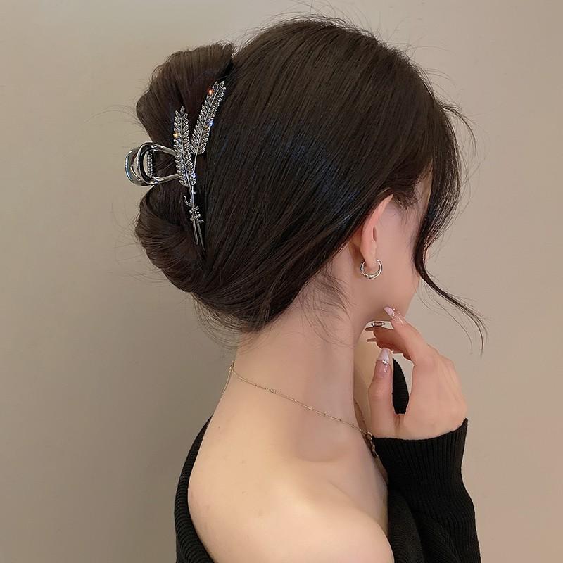 Exquisite Rhinestone Wheat Claw Clip Metal Geometric Shark Crab Hair Clip Hairpins Barrettes For Women Fashion Hair Accessories Headwear