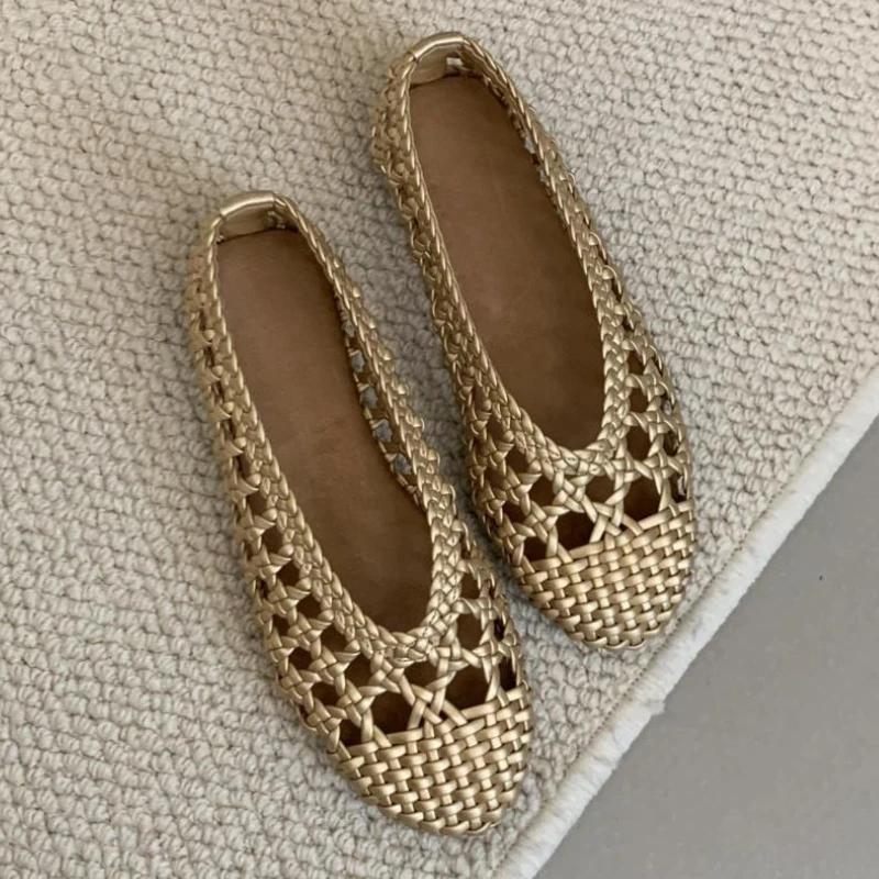 Fashion Handmade Woven Hollow Flat Sandals Women Fashion Round Toe Mesh Soft Sole Casual Shoes Summer Comfortable Non-slip Beach Sandals