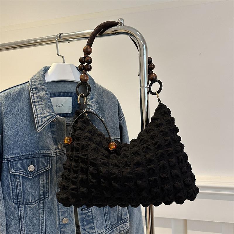 

Стильная женская минималистичная сумка-тоут для весны-лета 2024 года в черном, бежевом, розовом цветах чёрный