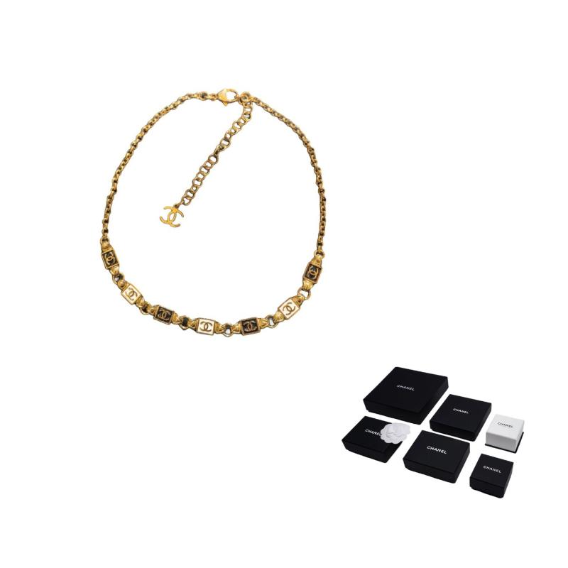 

CHANEL brand logo enamel necklace men and women same style couple model gold золотий