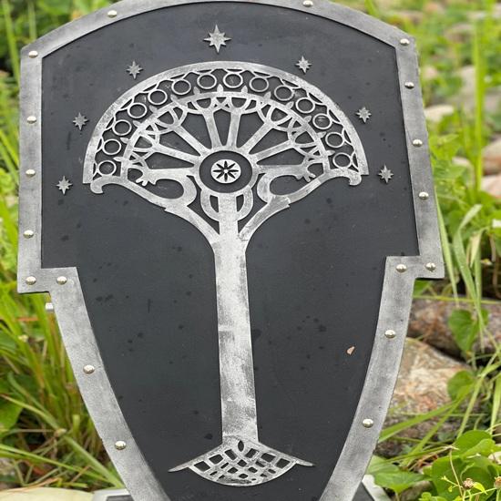 68.58 Cm Templar Shield Lord of the Rings Gondor Tree Shield Wooden Heater Shield for Cosplay, LARP Wall Decor Best Gift For Home Decor