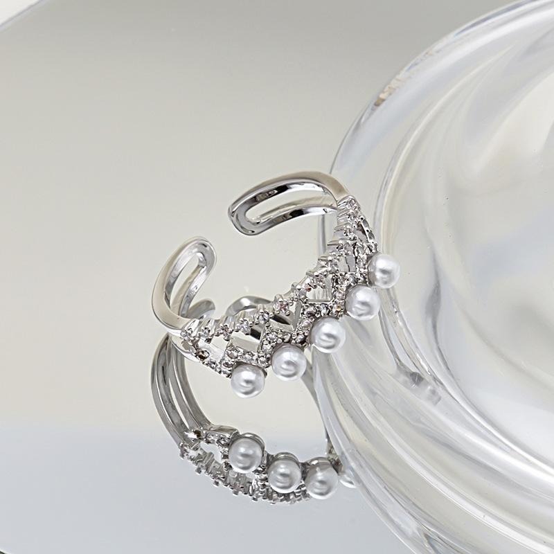 Temperament Simple Design Sense Niche Ring, Fashionable Personality High Sense Diamond Ring Women
