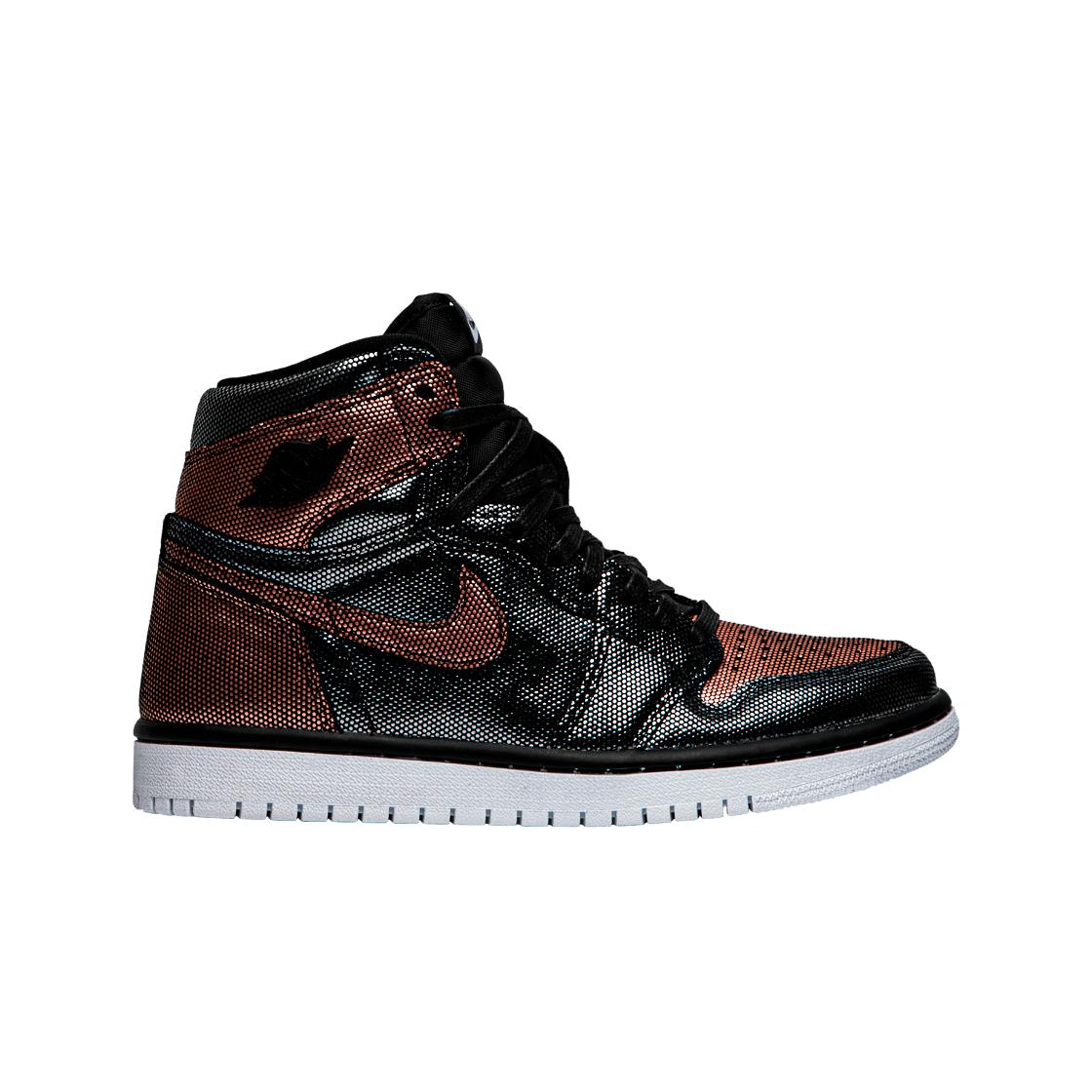 

Женские кроссовки W Jordan 1 Retro High Fearless Metallic Rose Gold CU6690-006