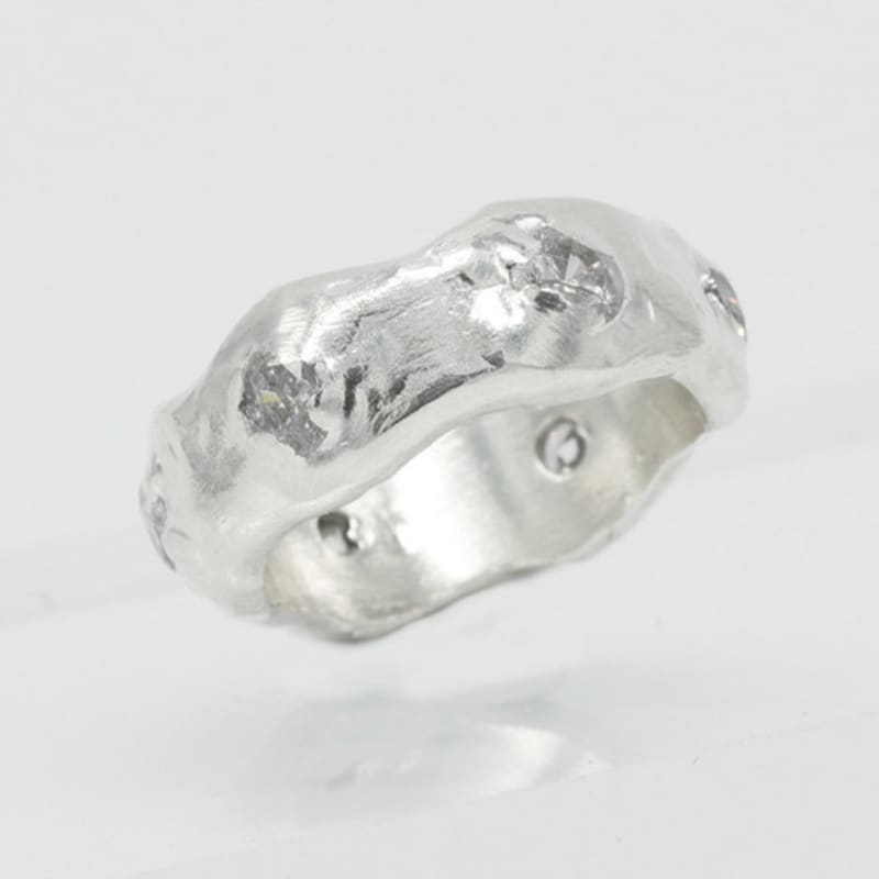 Studio Curve 7mm Stone Ring