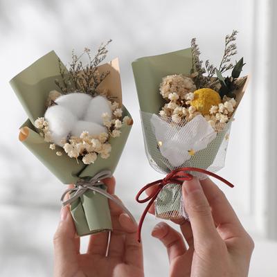 Mini Dried Flower Bouquet Rose Decoration Small Floral Dry Babysbreath Bouquet Romantic Valentine’s Day