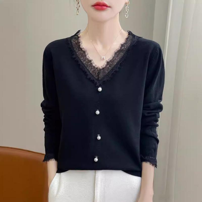 Stylish and thin fashion V-neck lace edge knitted bottoming shirt women's thin sweater top