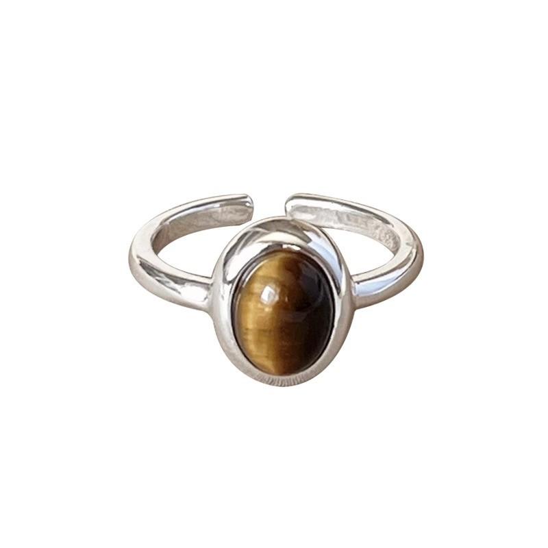 Unique Vintage Style Women's Adjustable Copper Ring With Elegant Design And Chic Aesthetic