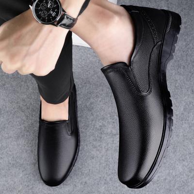 Vysoce kvalitní Slip on Kancelářské byty Pravá kůže Pánské obchodní boty Svatební párty Pánské společenské boty Boty na řízení dechu Mokasíny