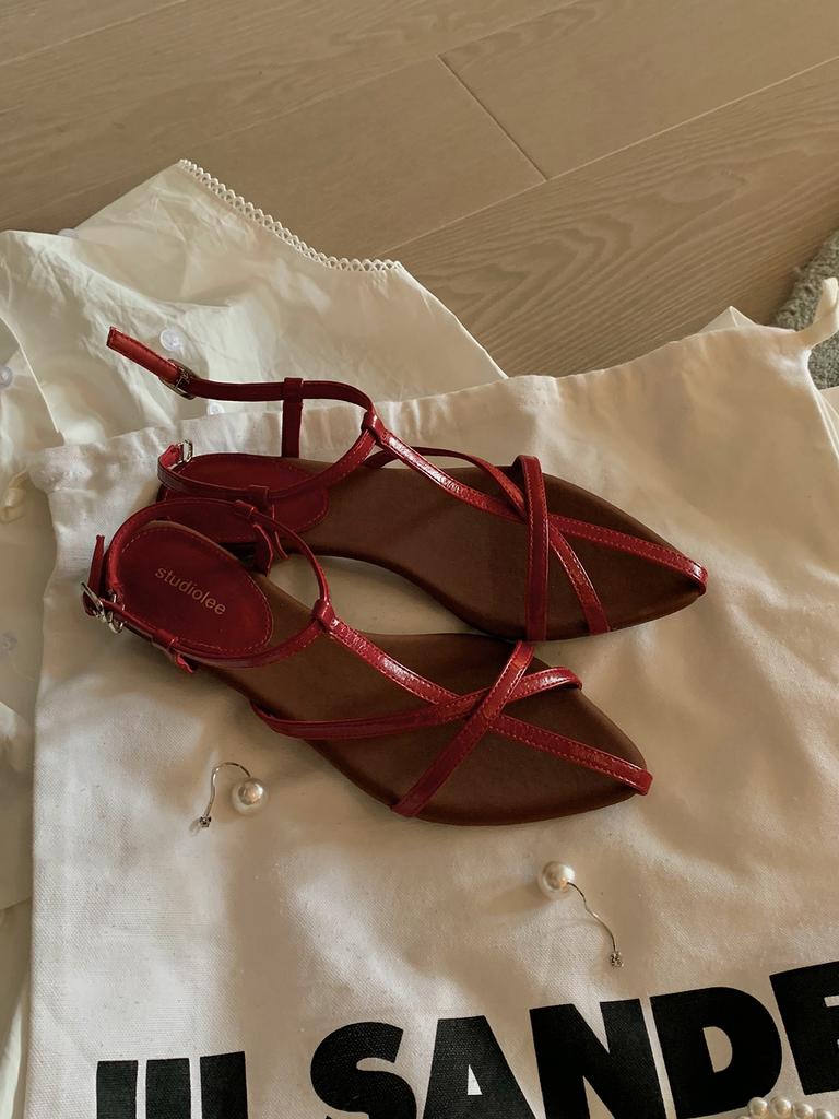 Grape Mother Same French Cross Strap Minimalist Flat Sandals Cross Strap Pointed Open Toe Roman Sandals Women