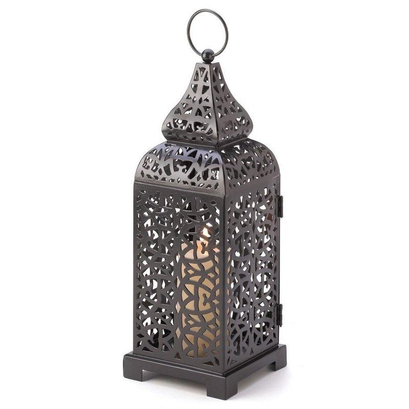 European Wrought Iron Candle Holder Hollow Retro Candlestick Hanging Lantern Vintage Elegant Candle Holder