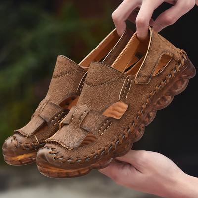 Fashion Hot Sale Summer Men's Flats Outdoor Non-slip Men Beach Shoes Handmade Leather Man Sandals Fashion Hollow Out Sneakers Slippers