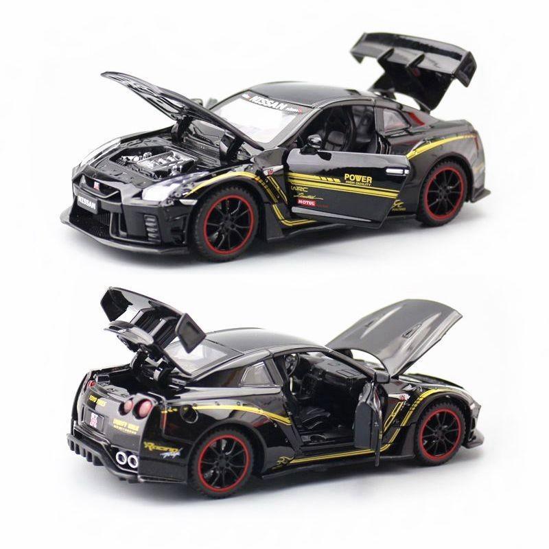 Gtr Alloy R35 Car Model 132 With Light Sound Open Doors For Gift Kids