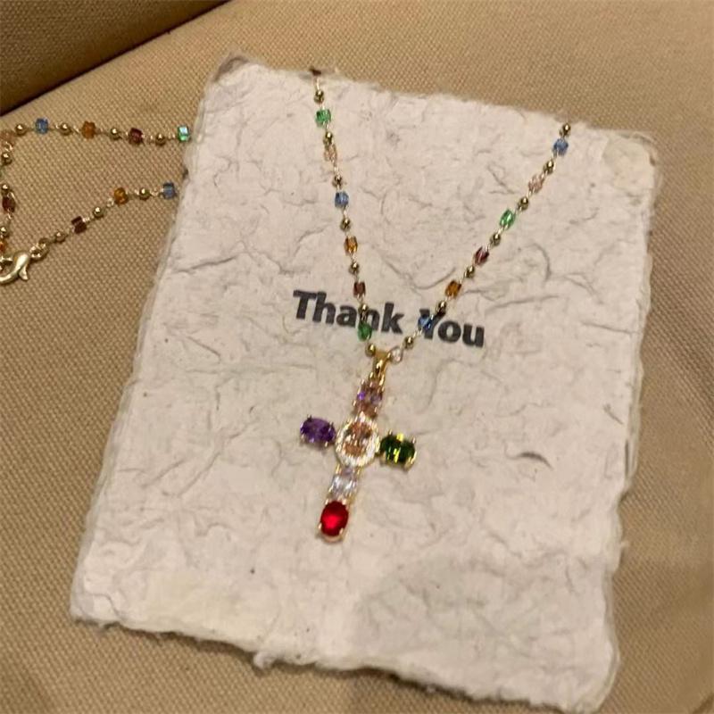 Modische bunte Zirkon-Kreuz-Anhänger-Halskette für Damen Edelstahl Silberfarbe Charm Religiöse Halsketten Schmuck