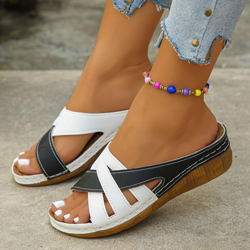 2026 Women'S Open Toe Slip Sandals With Cutouts Fashionable And Casual With Exposed Heels And Contrasting Womens Sandalias