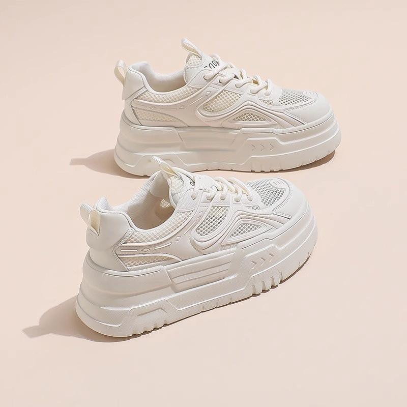 Muffin Thick-soled Inner Height-increasing Women's Shoes 2025 New Summer Mesh Breathable Thin White Shoes Casual Sports Board Shoes