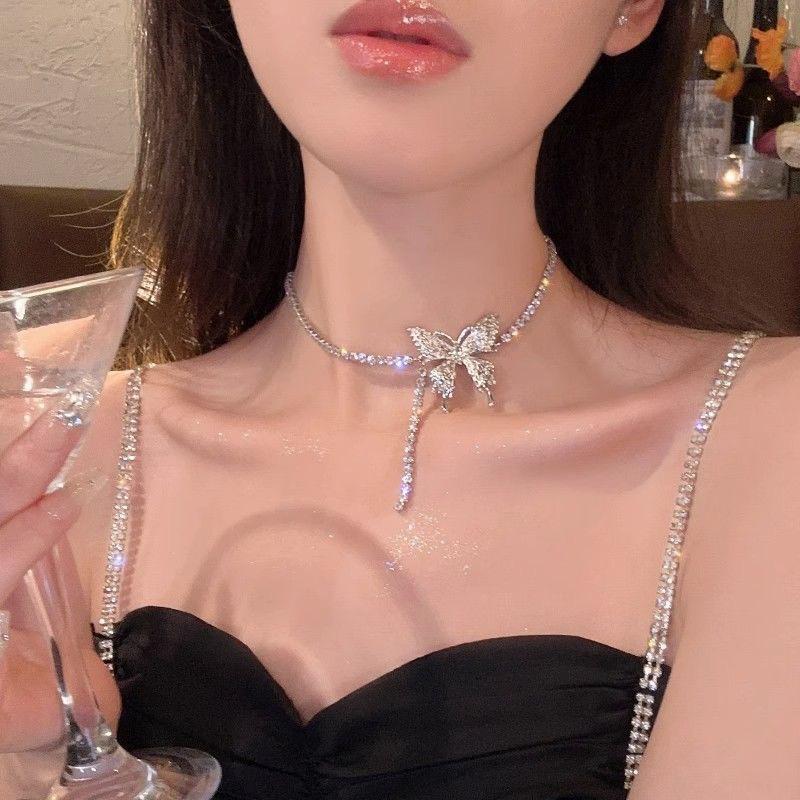 Retro Rhinestone Water Drop Tassel Pearl Necklace – Elegant Clavicle Chain Fashion Jewelry for Women